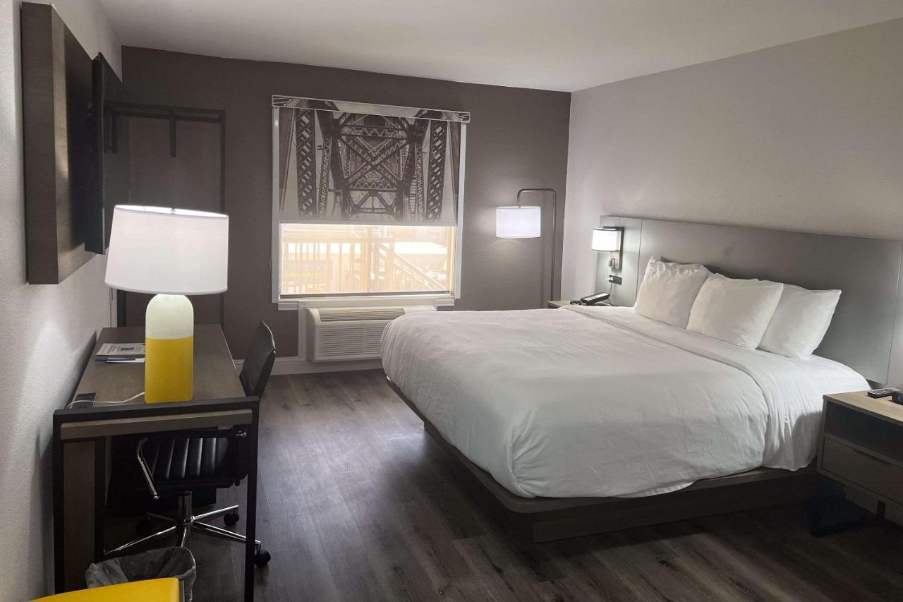 Comfort Inn & Suites Houston West-Кейти Екстериор снимка